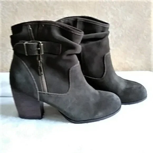 Zigi Soho Shoes Zigi Soho Suede Ankle Boots Sz Euc Poshmark